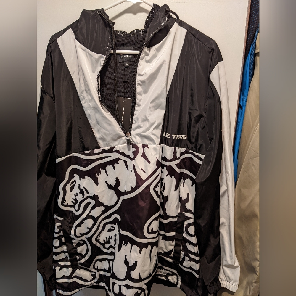 Le Tigre lightweight windbreaker with hood. XL Black/White. NWT. Not worn.
